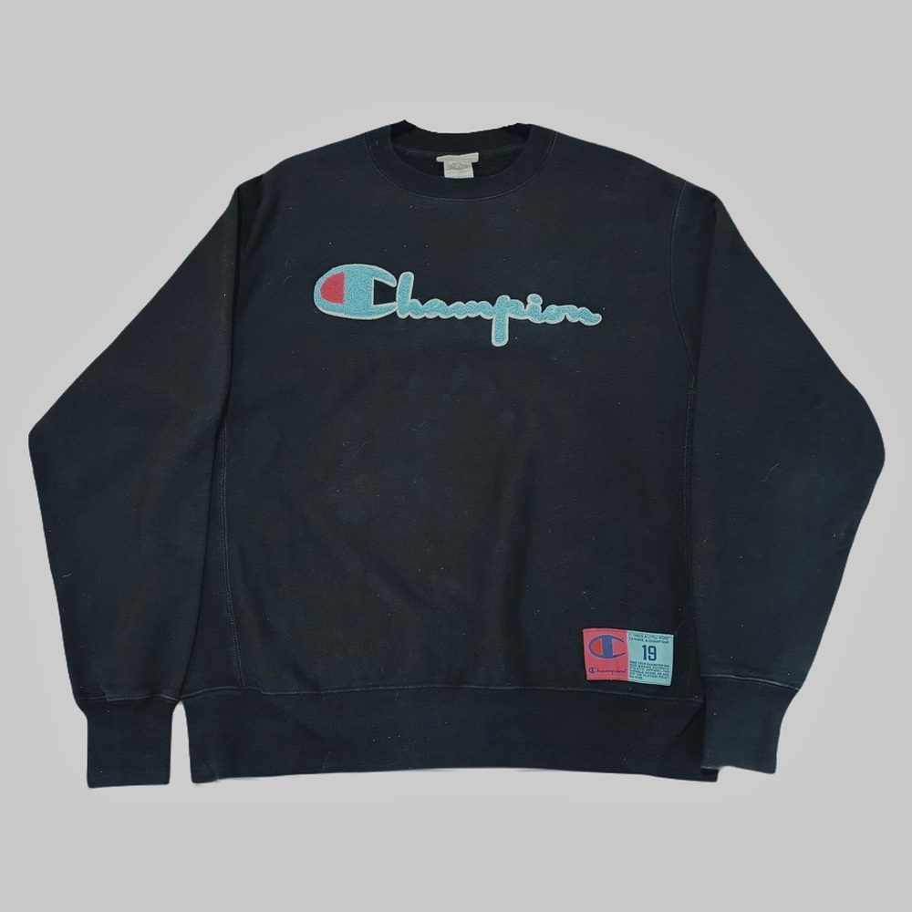Women’s Champion Sweatshirt Black Lt Blue Pink punch fabric raised logo sz Lrg